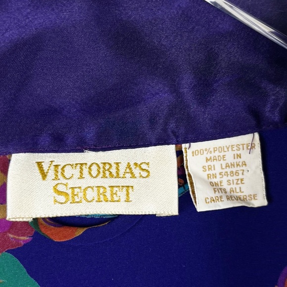 Vintage Victorias Secret Gold Tag Label Purple Floral Open Front Robe - Picture 5 of 6